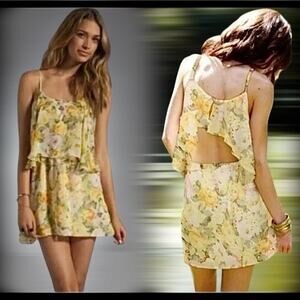 LOVERS + FRIENDS DRESS YELLOW SUNKISSED
FLORAL FLOUNCE TOP
MINI medium